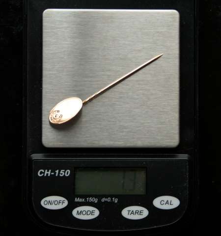 9 CT GOLD TIE PIN - 1.3 GRAMMS