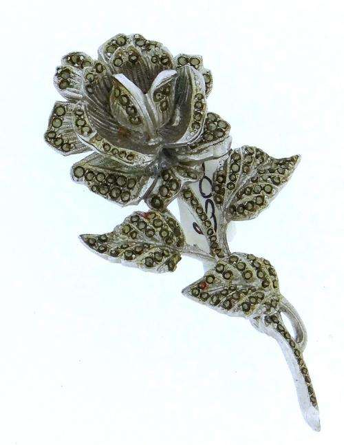 VINTAGE MARQUISITE BROOCH