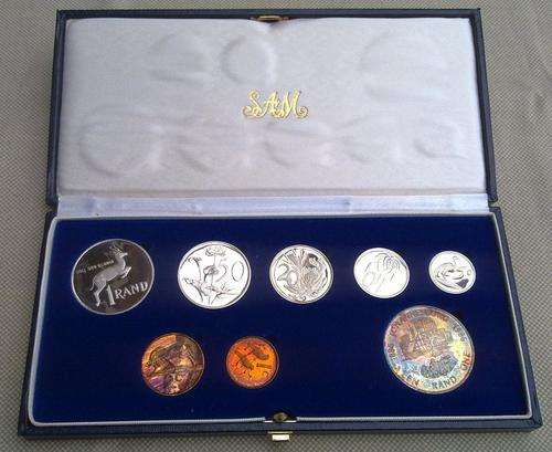 1986 SA SHORT PROOF SET  WITH SILVER R1 JOHANNESBURG CENTENARY COIN IN ORIGINAL SA MINT BOX