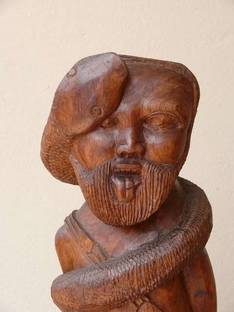 Zulu ethnic art statue carved in a dark hard wood.