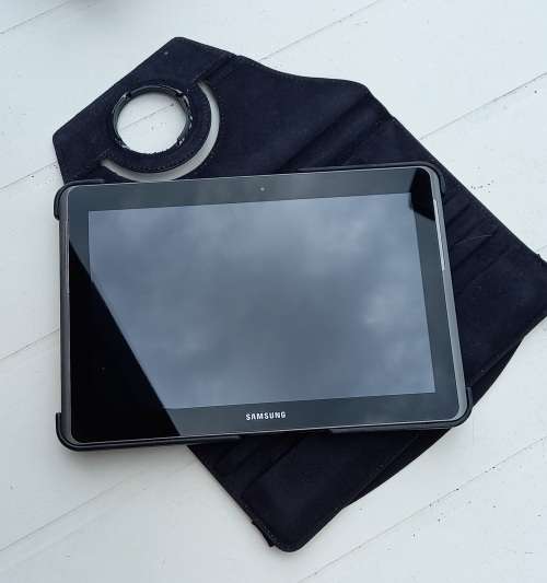 Samsung Galaxy Tab.2 tablet, 10.1 inch screen.