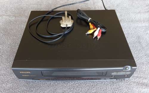 VHS Video Machine Philips VR 255 with turbo drive.