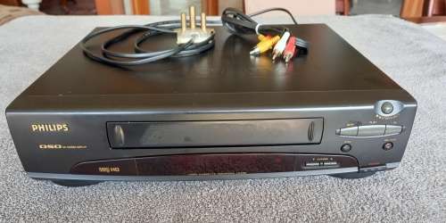 VHS Video Machine Philips VR 255 with turbo drive.