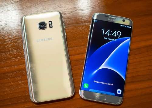 Samsung Galaxy S7 Edge GOLD 32 gigs !!!