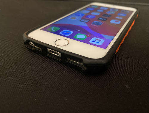 iPhone 8 Silver 64gb with UAG Case (No Reserve)