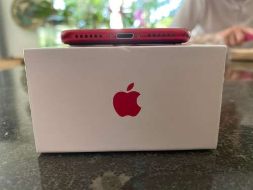 iPhone 8 64gb Product Red