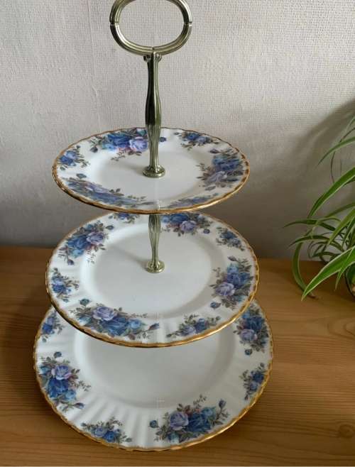 Tea/dinner set