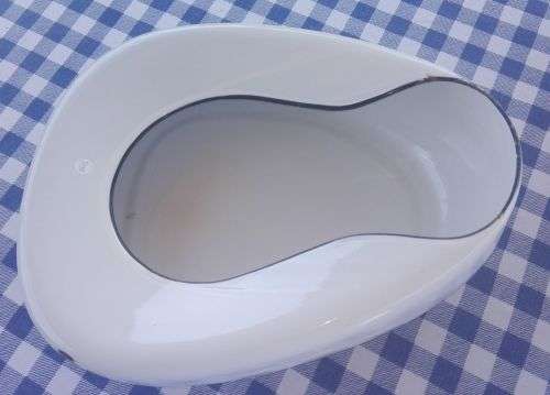 WHITE ENAMEL BED PAN