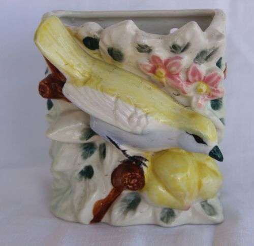 UNMARKED WALL POCKET