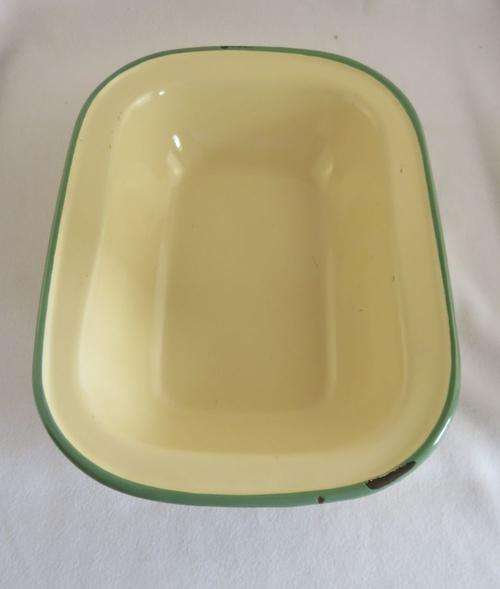 KOCKUMS SWEDEN  ENAMEL PIE DISH YELLOW AND GREEN