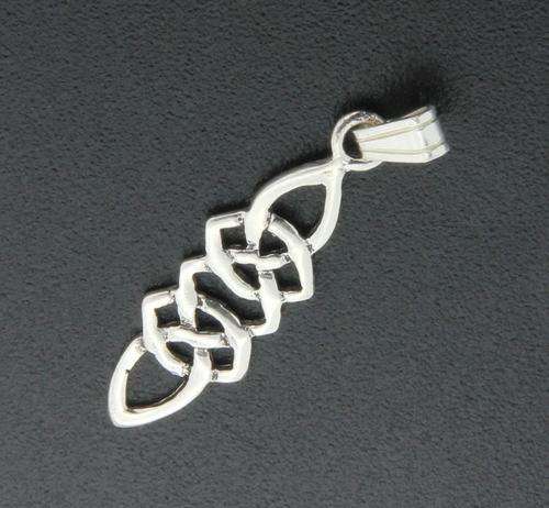 Solid 925 Sterling Silver pendant 22mm & 0.57g