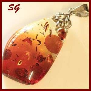 Solid 925 steling silver and 100% natural Amber gemstone pendant