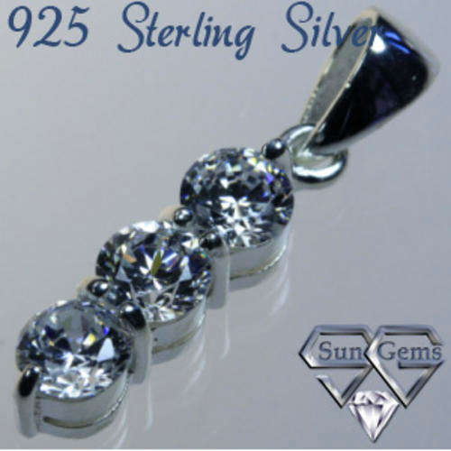 Solid 925 Sterling Silver & Russian AAA+ CZ pendant 24mm + 1.56g