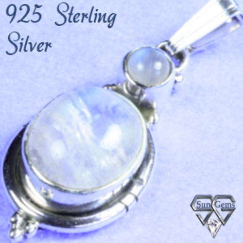 Solid 925 Sterling Silver & Rainbow Moonstone pendant 32mm + 3.34g