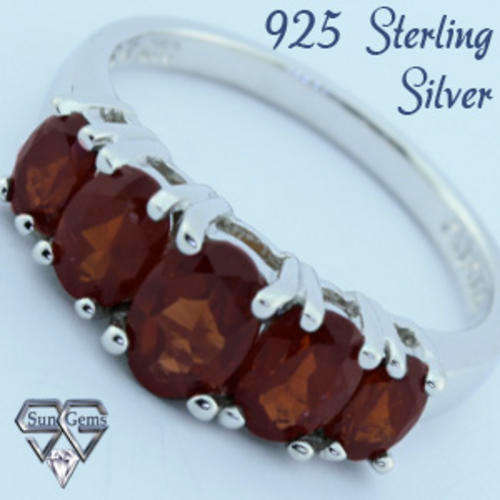 Solid 925 Sterling Silver & Garnet ring size 6# +  3.04g