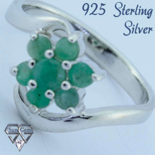 Solid 925 Sterling Silver & Emerald ring size 8# + 4.27g