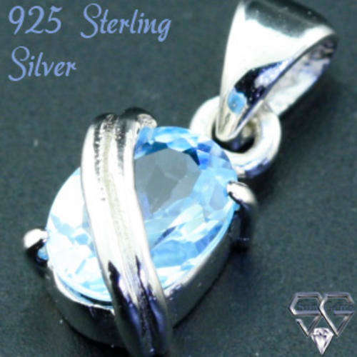Solid 925 Sterling Silver & Topaz pendant 15mm +  1.68g