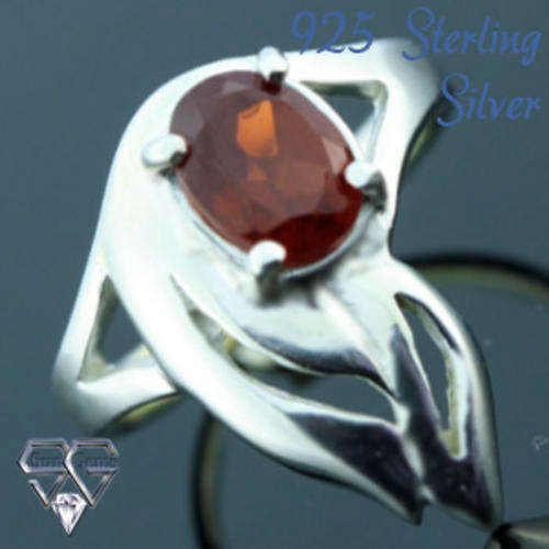 Solid 925 Sterling Silver & Garnet ring size 7# + 4.61g