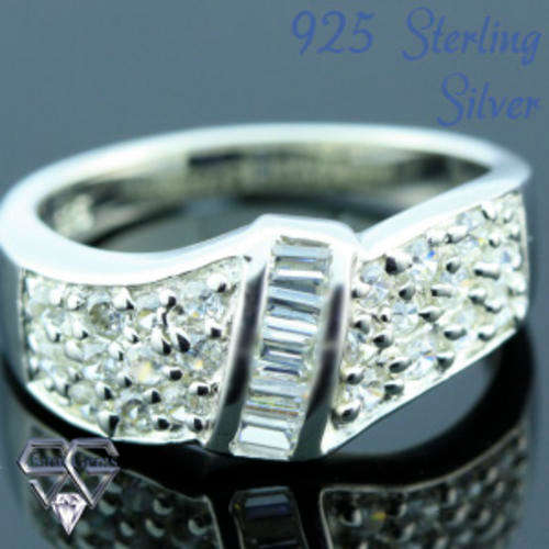 Solid 925 Sterling Silver & CZ ring size 7# + 3.85g