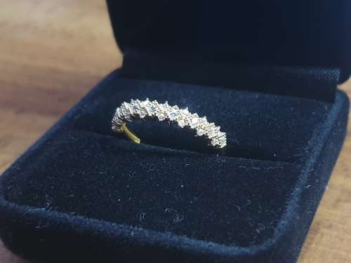 9ct Yellow Gold Diamond Ring