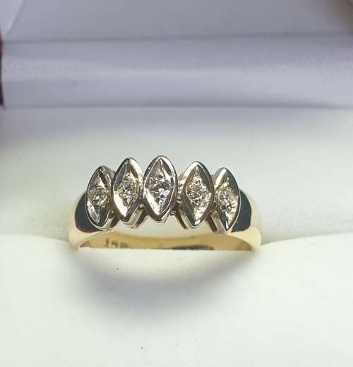 9ct Yellow Gold Diamond Ring