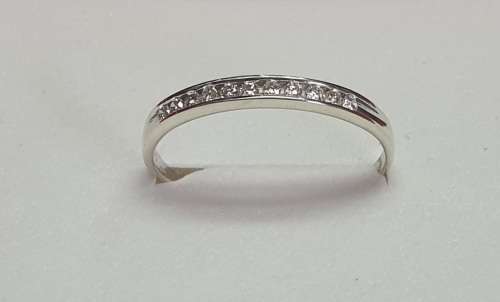 9ct White Gold Diamond Ring