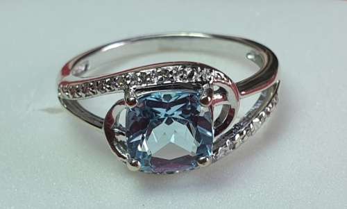 9ct White Gold Diamond Ring