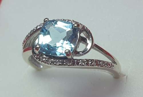 9ct White Gold Diamond Ring