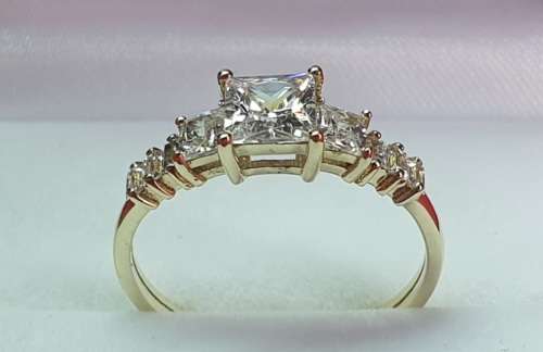 9ct Yellow Gold Ring