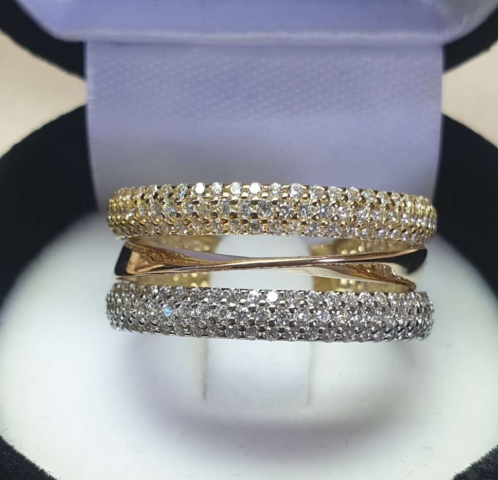 9ct Yellow Gold Ring