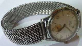 1967 VINTAGE WIND-UP LANCO MEN`S WATCH.STRETCH WRIST BAND & IN WORKING CONDITION!