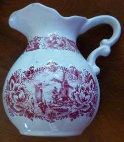 ANTIQUE 1838 DE KRUIK DELFTWARE HOLLAND MILK JUG.