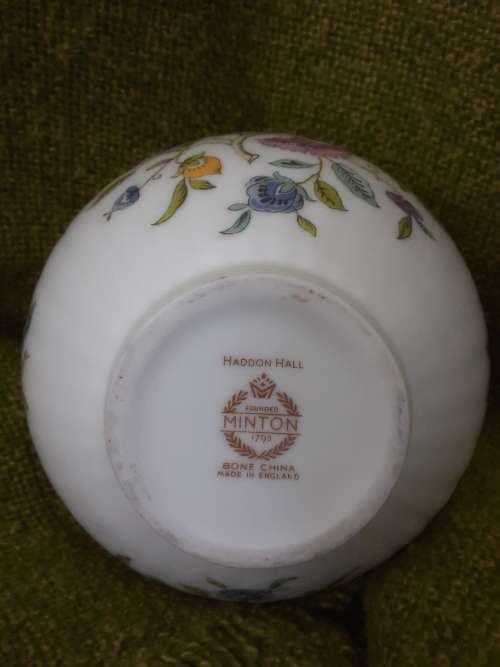 BEAUTIFUL!! Minton Posy Vase *Haddon Hall* England