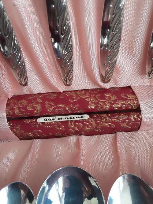 MAGNIFICENT!! ANGORA made in England Vintage *cake/fruit* set in Original Case ~ EXCELLENT!!