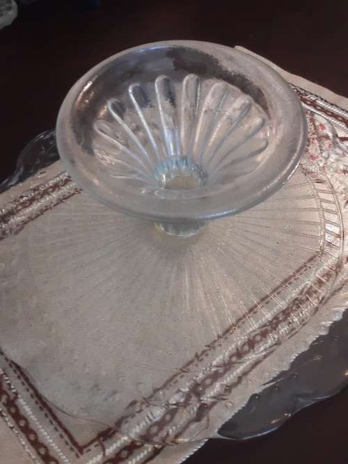 BEAUTIFUL!! Vintage GLASS CAKE STAND!!