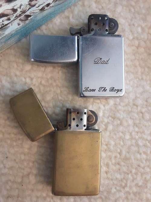 COLLECTION!! Vintage ZIPPO lighters + Cigarette case! All 1 Bid!!