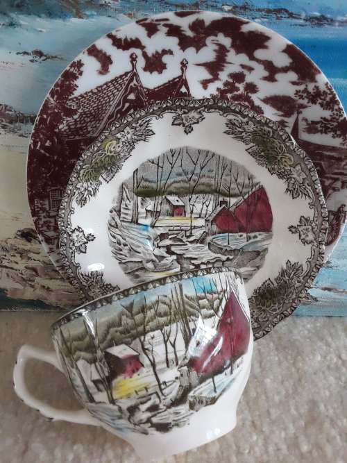 LOVELY!! vintage *TEA DUO* + sideplate ~ All 1 Bid!