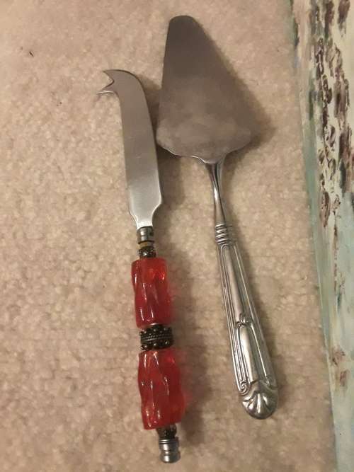 FAB! Vintage Combo *CAKE LIFTER + CHEESE KNIFE* Both for 1 Bid!!