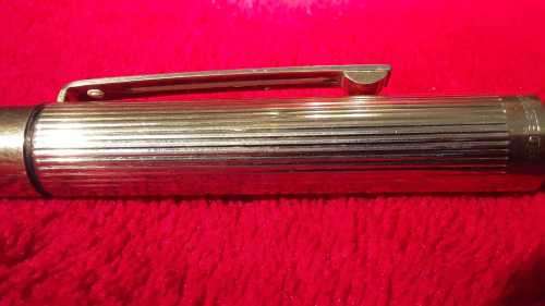 Sheaffer TARGA 1005 Fountain Pen ~ Gold Fluted 14K Nib (585)