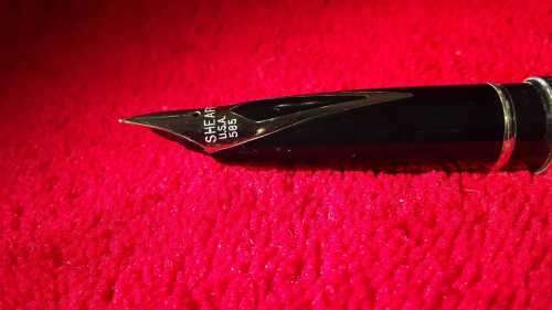 Sheaffer TARGA 1005 Fountain Pen ~ Gold Fluted 14K Nib (585)