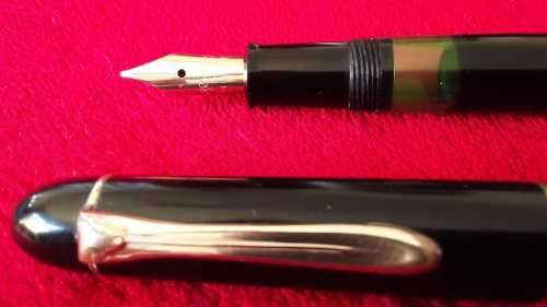 RARE!! *GUNTHER WAGNER* PELIKAN * Black Fountain Pen!!