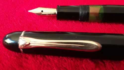 RARE!! *GUNTHER WAGNER* PELIKAN * Black Fountain Pen!!