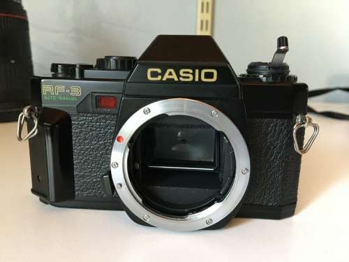 2 SLR Film cameras (Pentax P30t and Casio RF-3) and three lenses