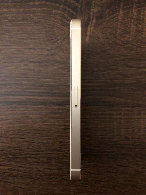 iPhone 5 (16GB Rose Gold)