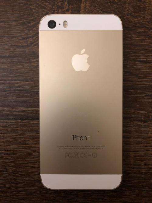 iPhone 5 (16GB Rose Gold)