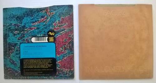 Two Rare UK New Wave 7" Singles. Vinyl Records.