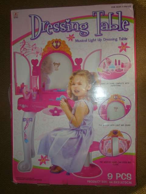 Beauty Dresser Vanity Makeup Play Set Girls dressing table 9 pieces