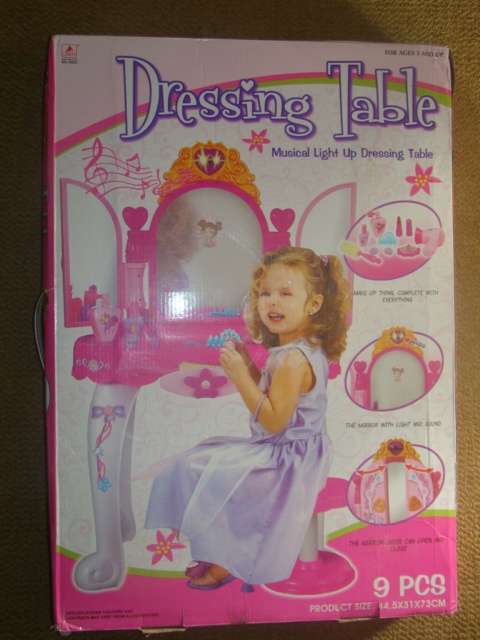 Beauty Dresser Vanity Makeup Play Set Girls dressing table 9 pieces