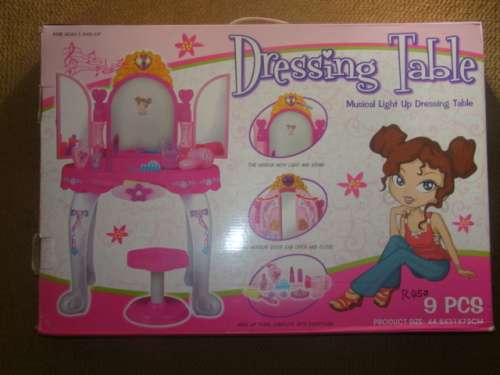 Beauty Dresser Vanity Makeup Play Set Girls dressing table 9 pieces