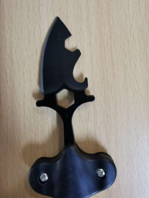 Knife Necklace Chain Self Defense Survival Tactical Outdoor Hiking Multi-Tools